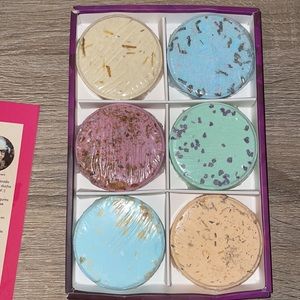 Aromatherapy shower steamers